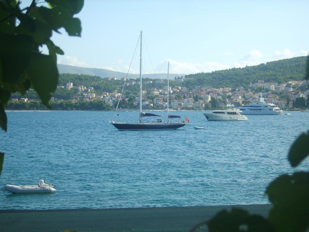 Apartments Villa Iva Alla Trogir Buitenkant foto