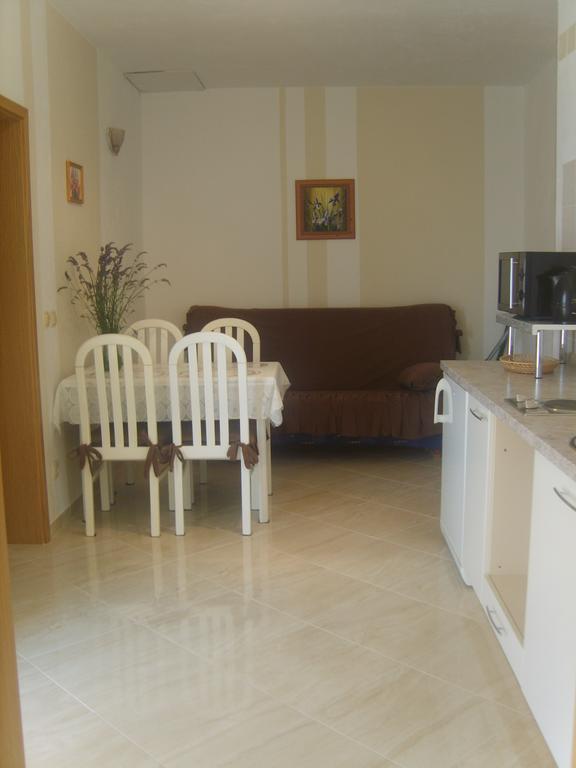 Apartments Iva Alla Trogir Kamer foto