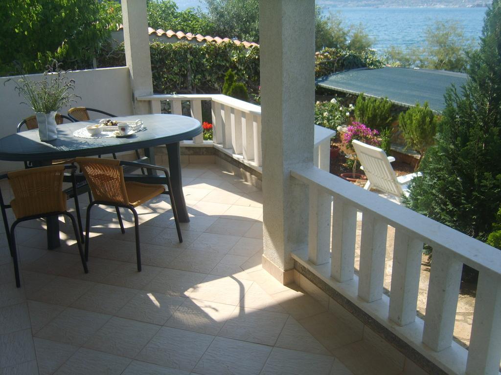 Apartments Iva Alla Trogir Kamer foto